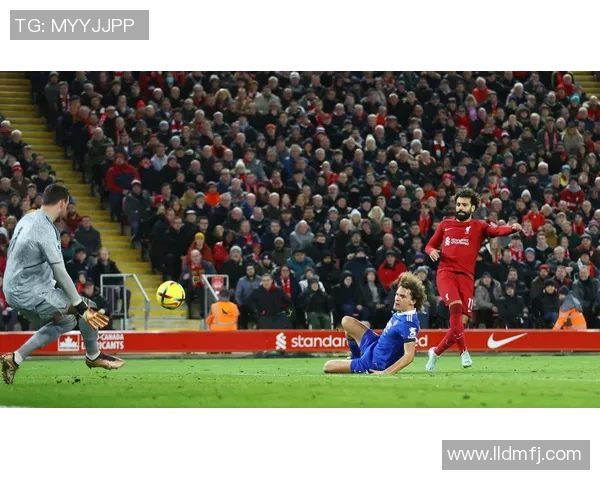 2018年利物浦与莱斯特城激战回顾：精彩进球与战术较量的巅峰对决